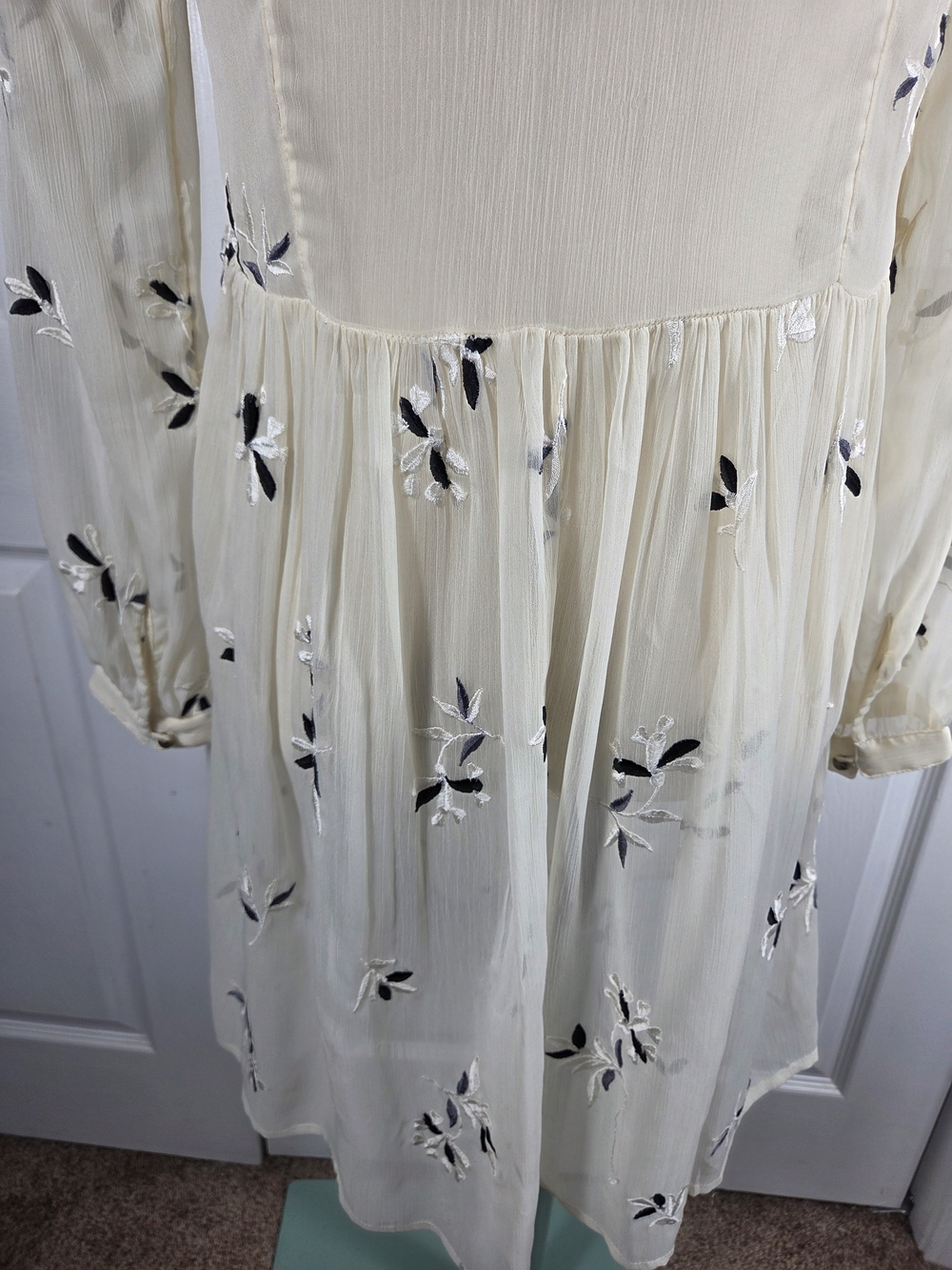 Anthropologie Feather Bone Cream Embroidered Boho Mini Dress 4 - Picture 6 of 14